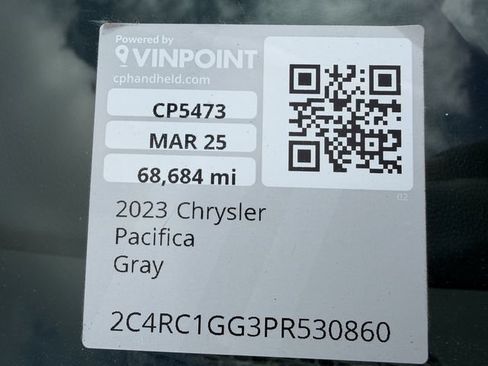Used 2023 Chrysler Pacifica Limited FWD image 59