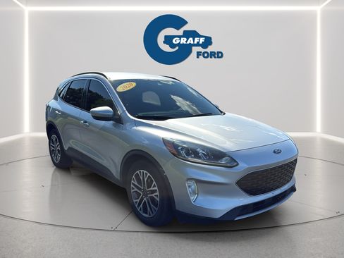 Used 2020 Ford Escape SEL FWD image 3