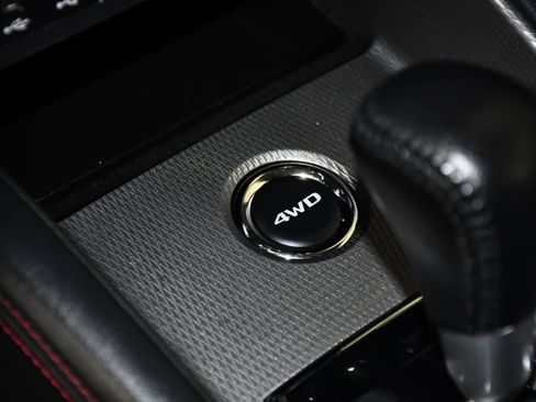 Used 2019 Mitsubishi Outlander Sport SE AWD/4WD image 32