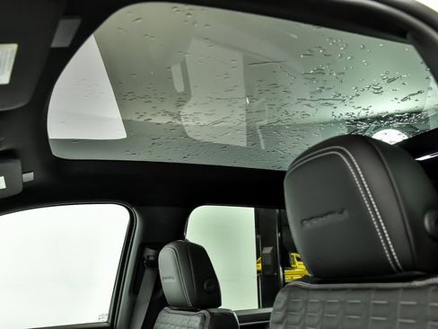 New 2025 GMC Sierra EV Denali image 7