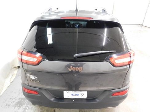 Used 2016 Jeep Cherokee 75th Anniversary image 4