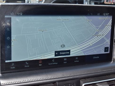 Used 2022 Lincoln Nautilus FWD w/ Premium Package image 27