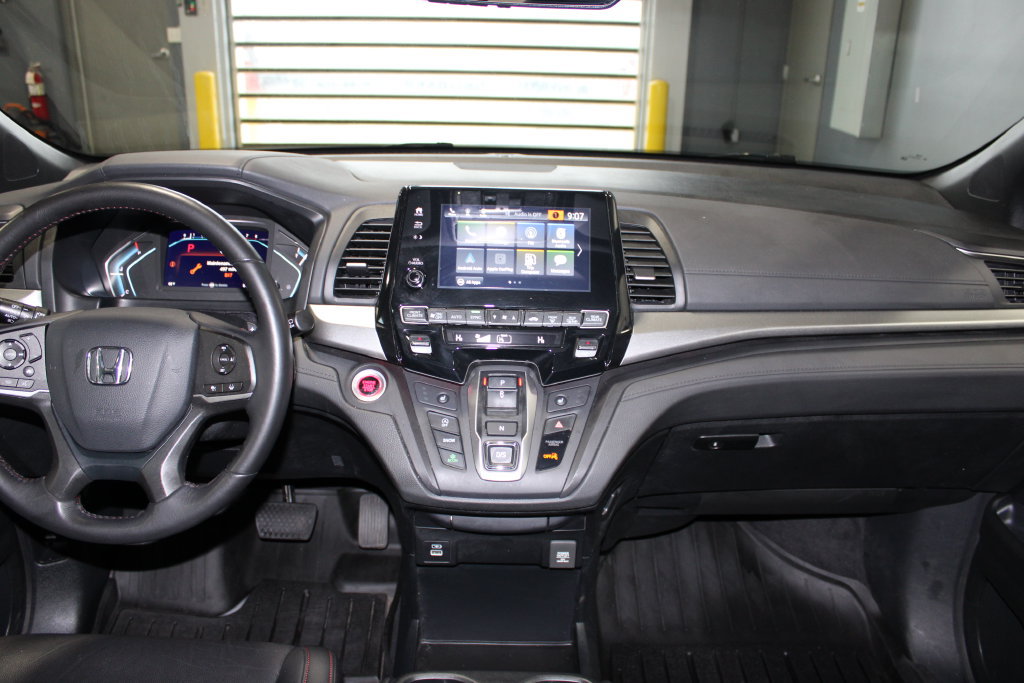 Used 2024 Honda Odyssey Sport image 14