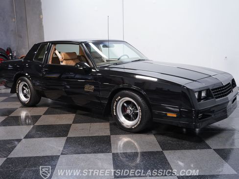 Used 1988 Chevrolet Monte Carlo SS RWD image 14