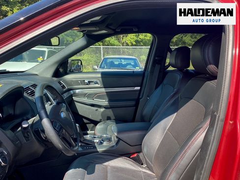 Used 2017 Ford Explorer Sport AWD/4WD image 6