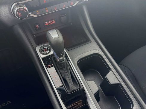 Used 2025 Nissan Sentra SV FWD image 14