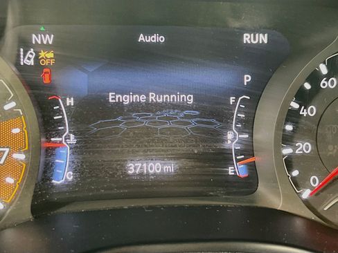 Used 2022 Jeep Compass Limited w/ Sun and Sound Group AWD/4WD image 12