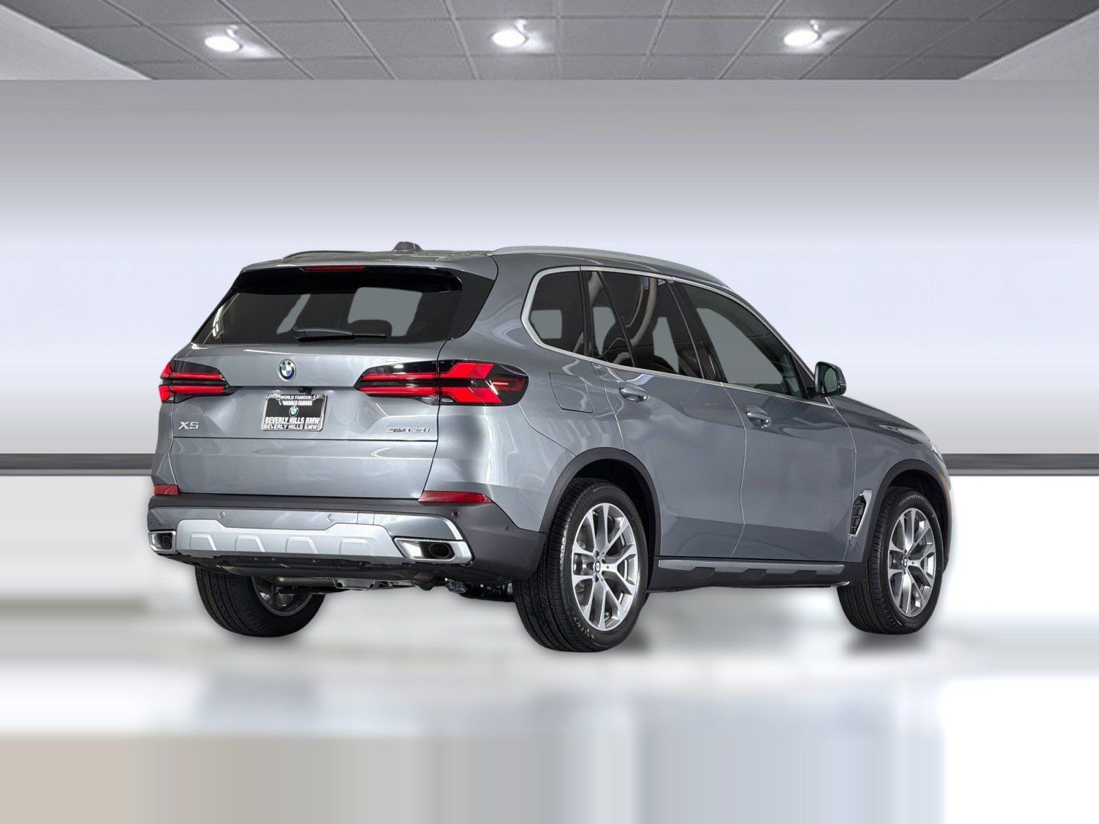 Used 2026 BMW X5 sDrive40i w/ Premium Package RWD image 9
