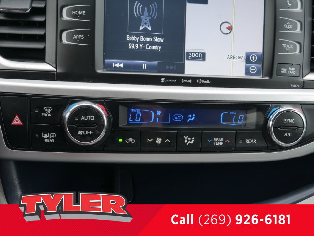 Used 2017 Toyota Highlander XLE AWD/4WD image 49