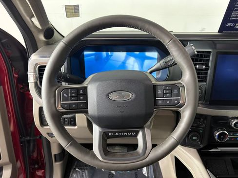 Certified 2025 Ford F450 Platinum w/ Platinum Plus Package AWD/4WD image 15