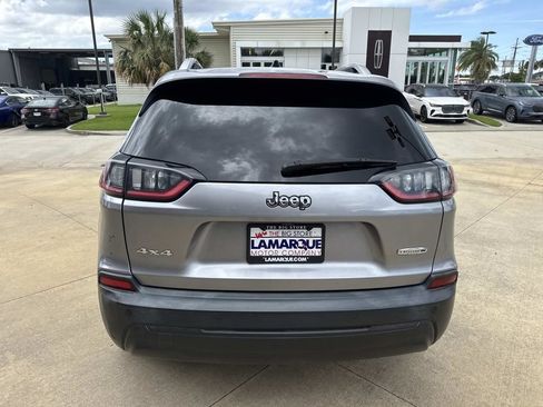 Used 2021 Jeep Cherokee Latitude Plus AWD/4WD image 7