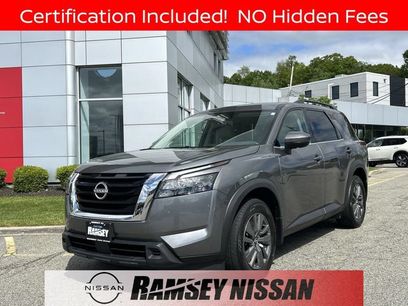 Certified 2024 Nissan Pathfinder SV