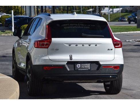 Certified 2025 Volvo XC40 B5 Ultra w/ Protection Package Premier image 5