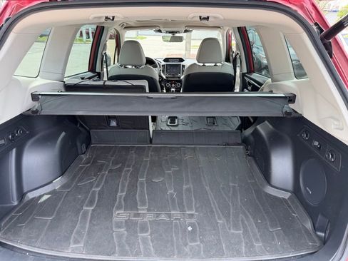Used 2023 Subaru Forester Limited w/ Popular Package #3 AWD/4WD image 7