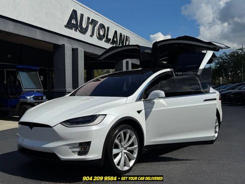 Used 2017 Tesla Model X 75D AWD/4WD image 39