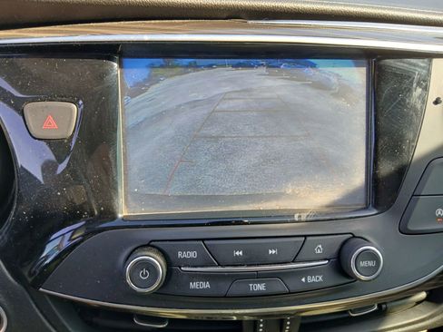 Used 2020 Buick Envision Preferred image 32