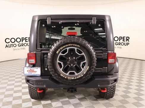 Used 2013 Jeep Wrangler Unlimited Rubicon AWD/4WD image 21