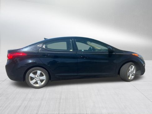 Used 2013 Hyundai Elantra GLS w/ Preferred Pkg FWD image 8