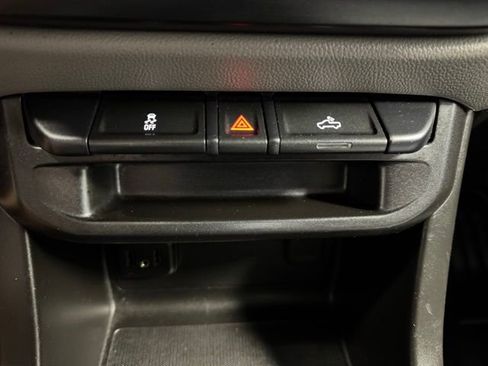 Used 2020 Chevrolet Colorado W/T image 24