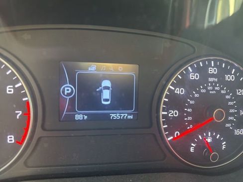 Used 2018 Kia Optima S w/ Panoramic Sunroof Package FWD image 7