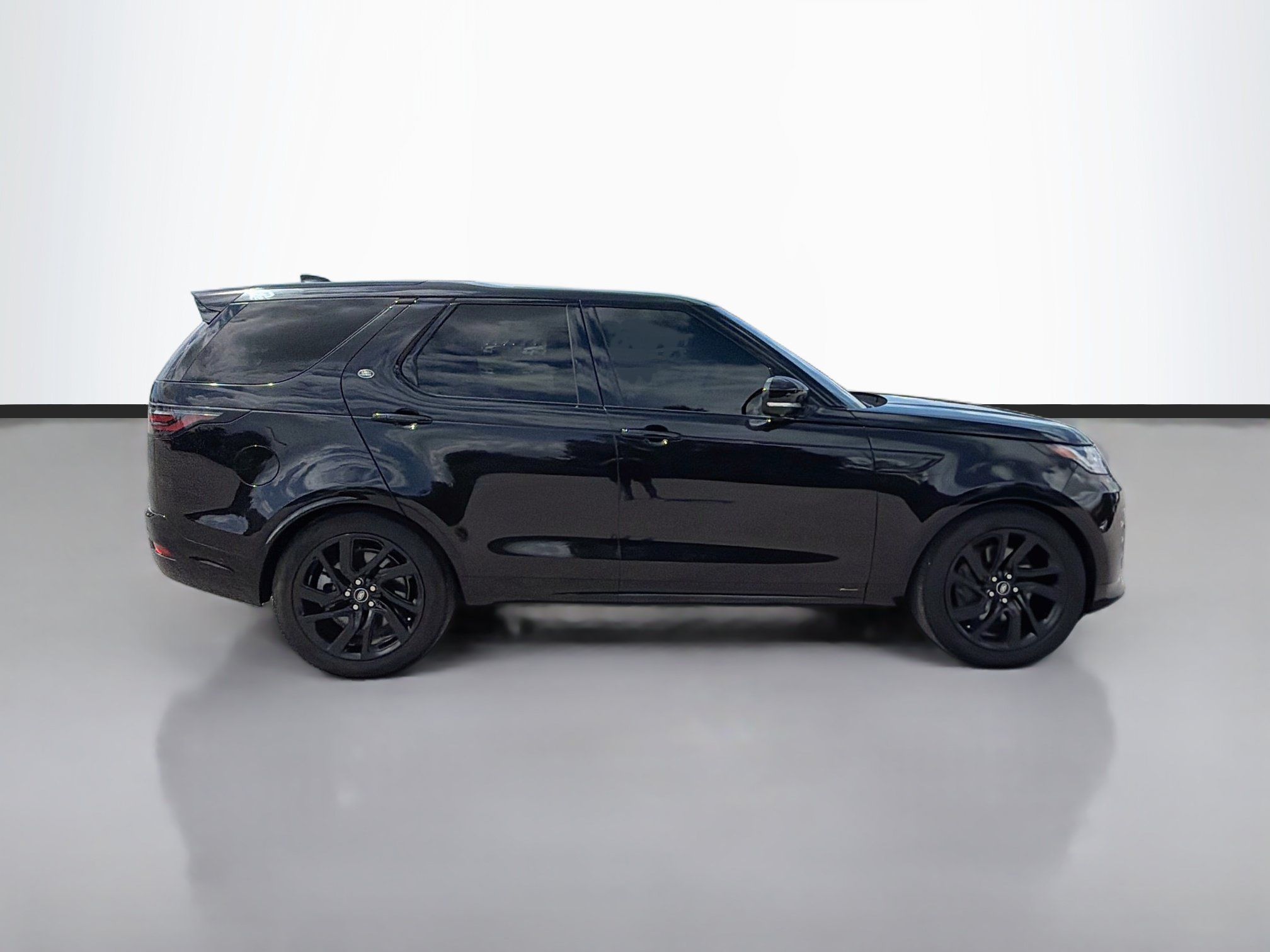 Used 2022 Land Rover Discovery S R-Dynamic AWD/4WD image 6