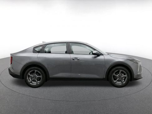 Used 2025 Kia K4 FWD image 10