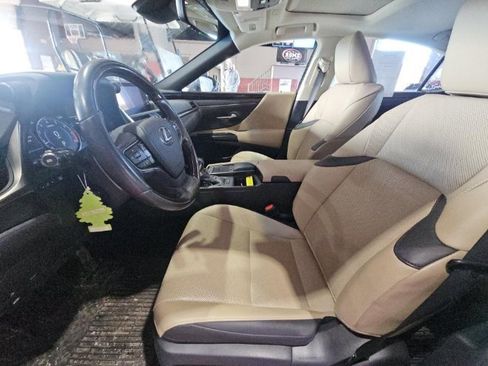 Used 2021 Lexus ES 250 w/ Premium Package image 5