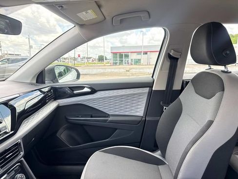 Used 2024 Volkswagen Taos S FWD image 19