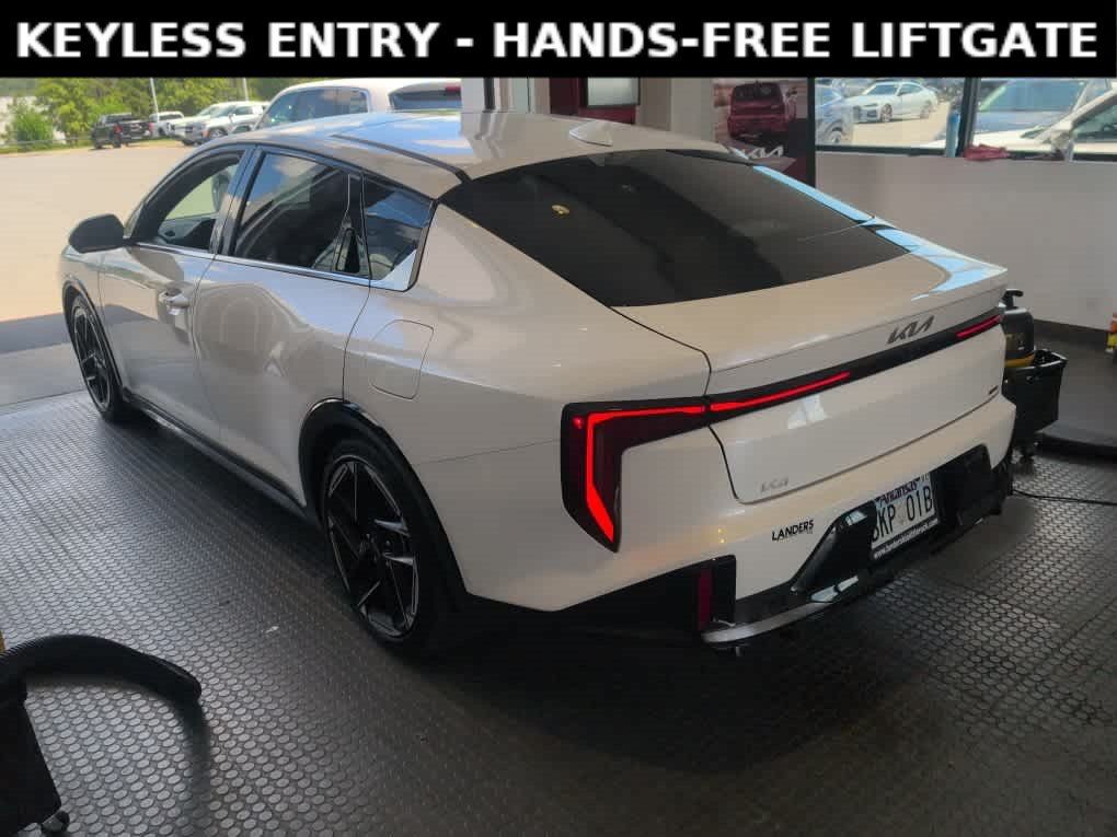 Used 2025 Kia K4 GT-Line w/ GT-Line Sunroof Package FWD image 7