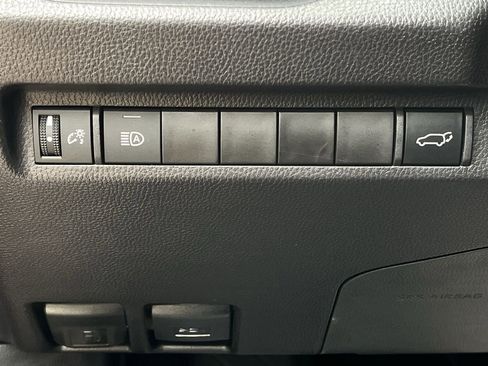 Used 2024 Toyota RAV4 XLE Premium FWD image 20