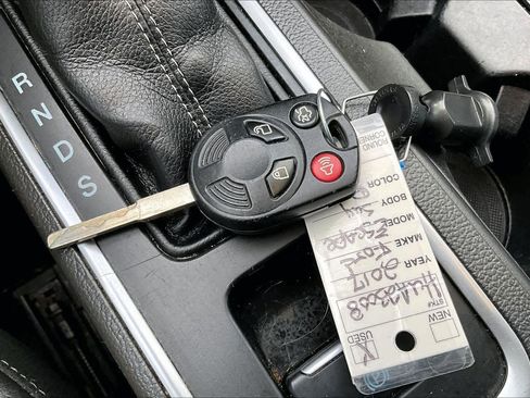 Used 2017 Ford Escape SE w/ Equipment Group 201A image 15