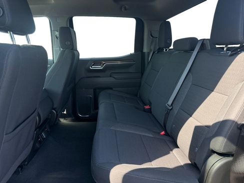 Used 2025 Chevrolet Silverado 1500 LT image 16