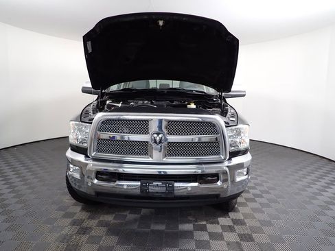 Used 2018 RAM 2500 Big Horn w/ Harvest Edition image 8