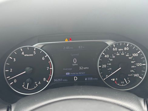 Used 2020 Nissan Altima 2.5 SR FWD image 11