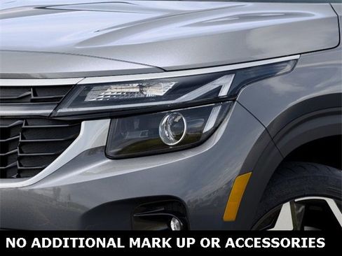 New 2026 Kia Seltos EX image 10