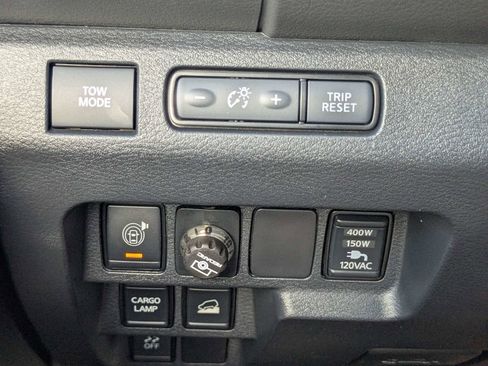 Used 2025 Nissan Frontier SV w/ SV Convenience Package AWD/4WD image 31
