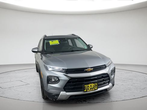 Used 2023 Chevrolet TrailBlazer LT AWD/4WD image 12