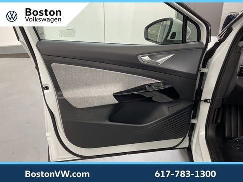 New 2025 Volkswagen ID.4 Pro image 26