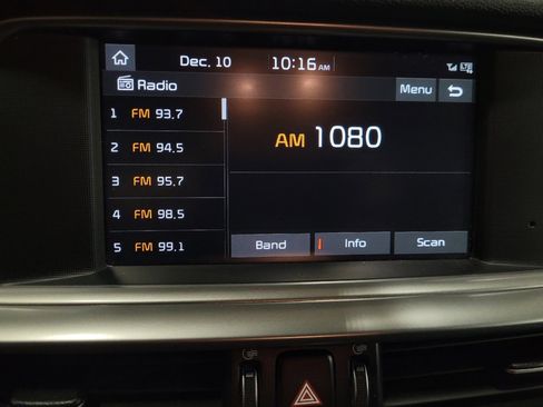 Used 2019 Kia Optima EX image 25