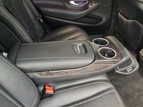 Used 2015 Mercedes-Benz S 550 Sedan image 29