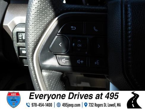 Used 2025 Toyota 4Runner TRD Off-Road AWD/4WD image 19