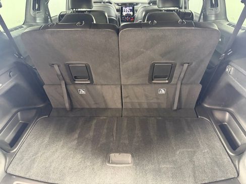 Used 2025 Jeep Grand Cherokee L Altitude AWD/4WD image 29