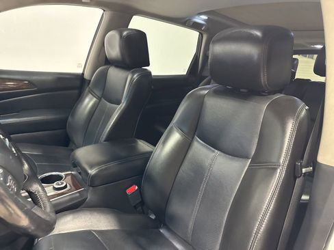 Used 2014 Nissan Pathfinder Platinum w/ Platinum Premium Package image 31