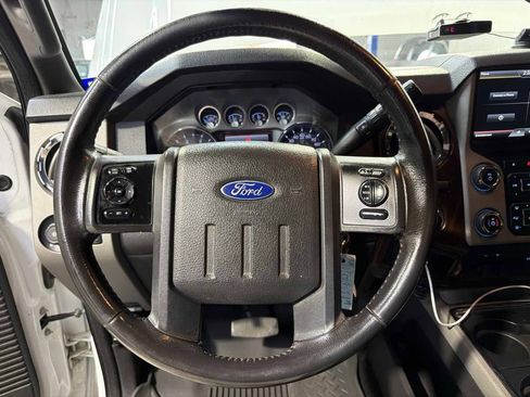 Used 2014 Ford F250 Lariat w/ Lariat Interior Package image 18