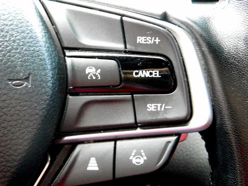 Used 2022 Honda Accord Sport image 25