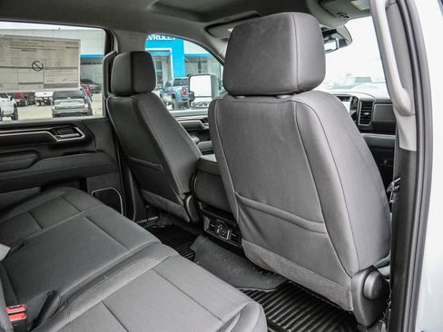 New 2026 GMC Sierra 3500 SLE w/ SLE Value Package AWD/4WD image 39