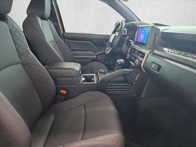 Certified 2026 Toyota Tacoma SR5 AWD/4WD image 19