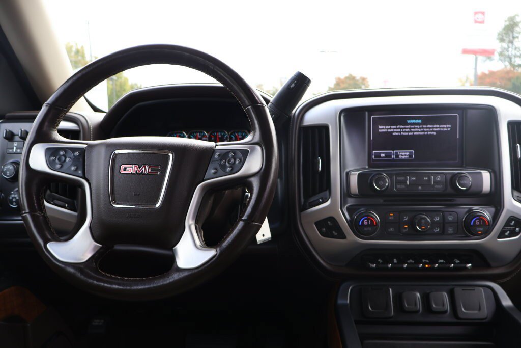 Used 2018 GMC Sierra 1500 SLT AWD/4WD image 19