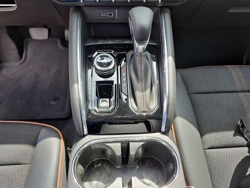 New 2026 GMC Canyon AT4 AWD/4WD image 45