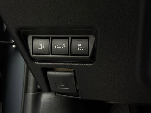 Certified 2024 Toyota Prius Prime Premium w/ Advanced Technology Package FWD image 36